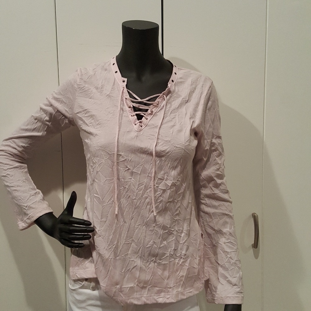 Long sleeve knit